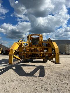 1997 PETTIBONE Cary Lift 204-G - Image 4