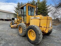 1979 DEERE 570A - Image 3