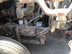 1996 VOLVO WG64 - Image 30