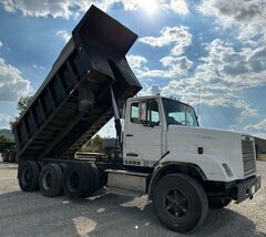 1987 FREIGHTLINER FLC - Image 41