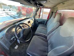 2002 INTERNATIONAL 4300 - Image 8