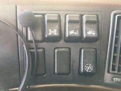 2013 VOLVO VNL 64T670 - Image 8