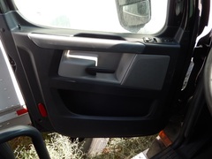 2019 FREIGHTLINER CASCADIA - Image 17