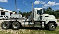 2012 MACK CHU613 - Image 6