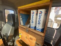 2004 GMC T7500 - Image 12