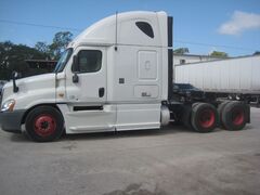 2013 FREIGHTLINER Cascadia - Image 5