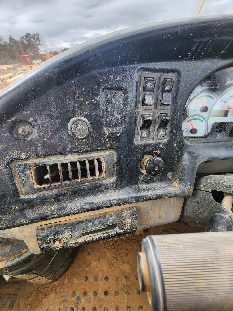 2005 CATERPILLAR 730 - view 16 of 26