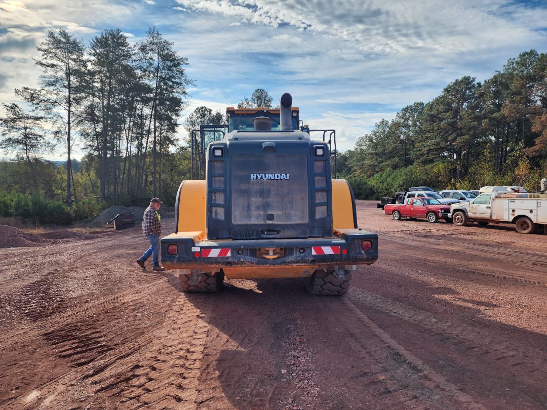 2022 HYUNDAI HL980A - view 2 of 21