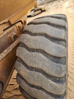 2012 CATERPILLAR 725 - Image 8