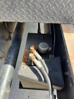 1998 INTERNATIONAL 4700 - Image 7