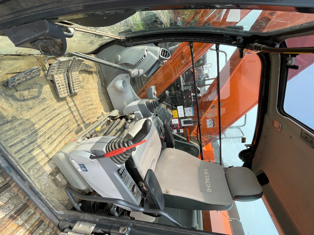 2019 HITACHI ZX345US LC-6 - view 12 of 32
