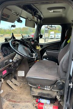 2021 INTERNATIONAL HX620 SBA - Image 11