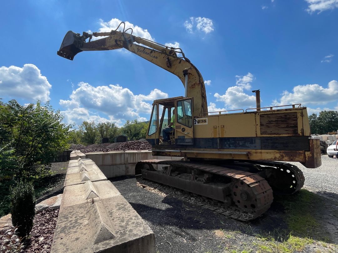 1987 CATERPILLAR 235 - view 4 of 35