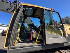 2013 VOLVO EC220DL - Image 26