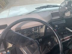 2001 INTERNATIONAL 466DT - Image 15