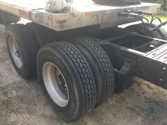 2013 VOLVO VNL 64T670 - Image 15