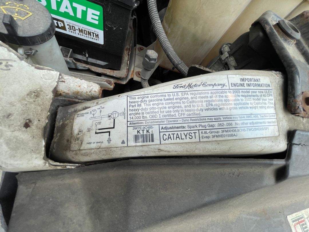 2003 FORD F-550 Service/Crane Truck - view 18 of 27