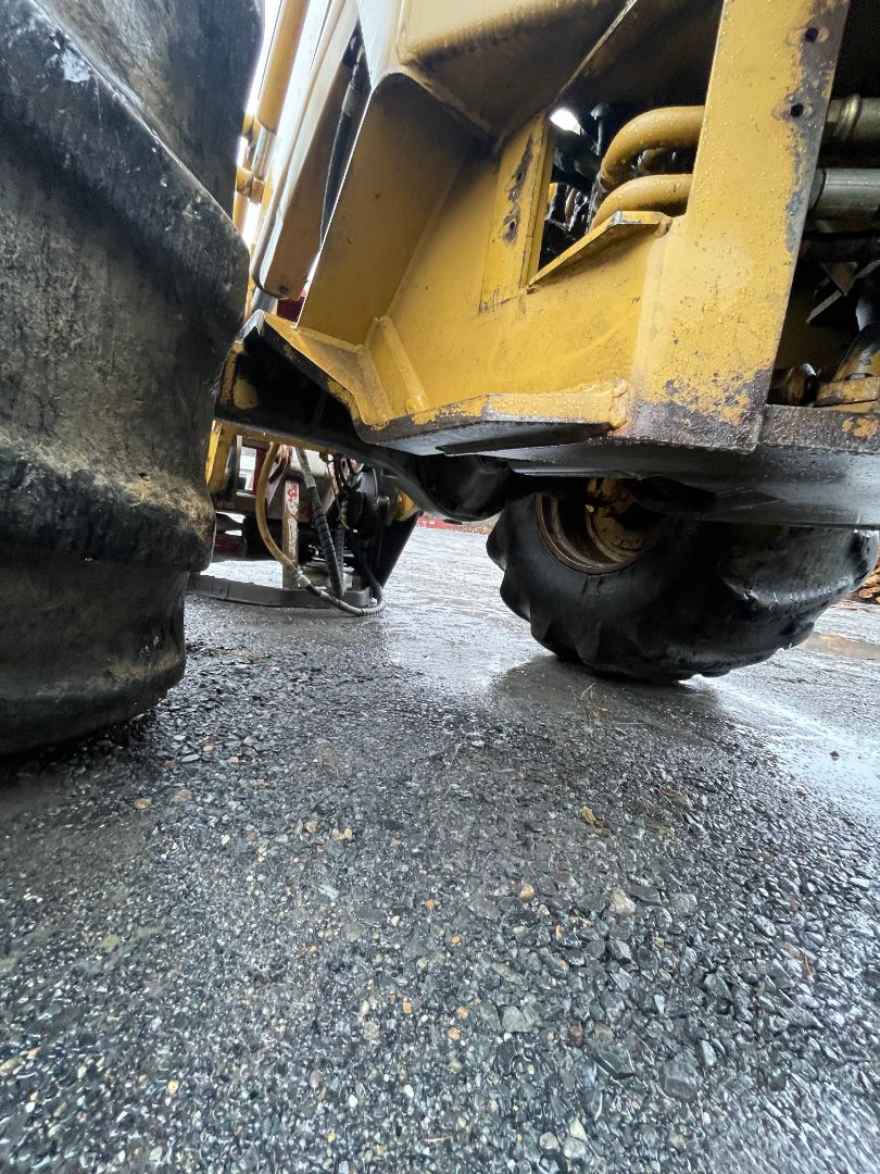 1986 HYDRO-AX 511-B - view 19 of 43