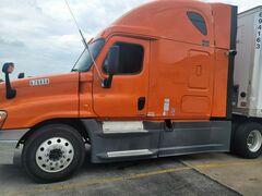 2014 FREIGHTLINER Cascadia 125 - Image 1