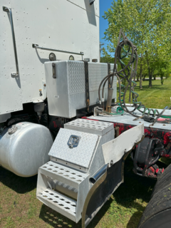 2009 PETERBILT 386 - Image 25