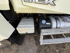 2014 MACK CHU613 - Image 11