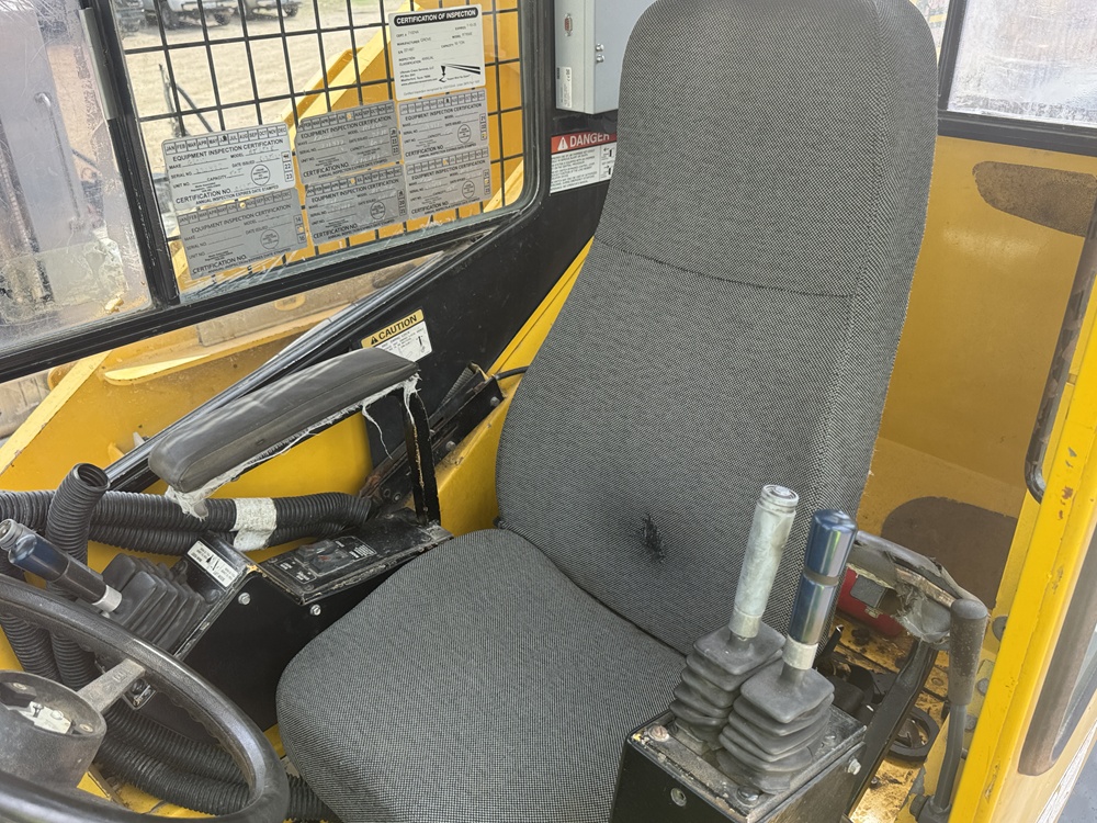 2000 GROVE RT650E - Image 40