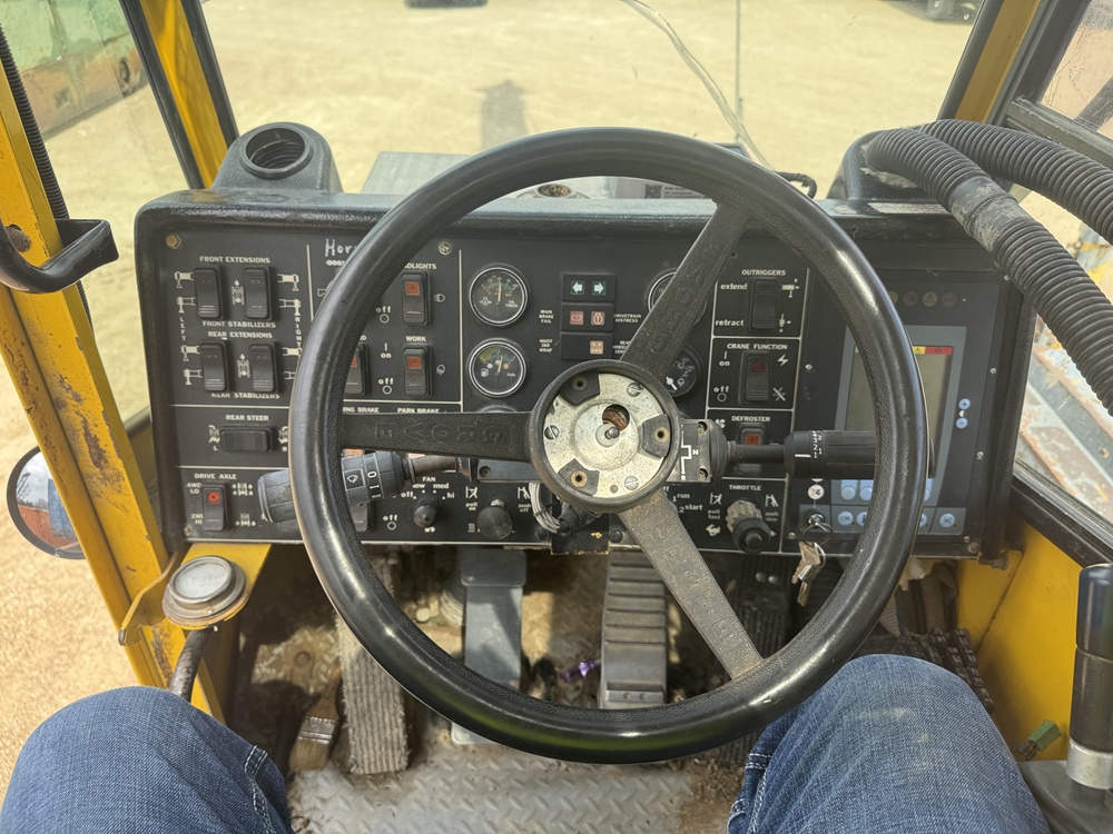 2000 GROVE RT650E - Image 41