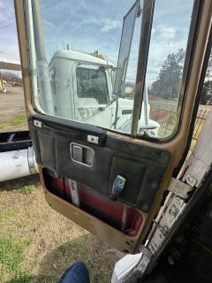 1990 WHITE/GMC WG64 (WG Series) - Image 24