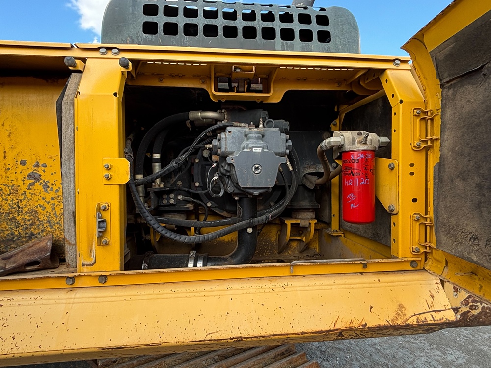 2006 KOMATSU PC300LC-7L - view 10 of 21