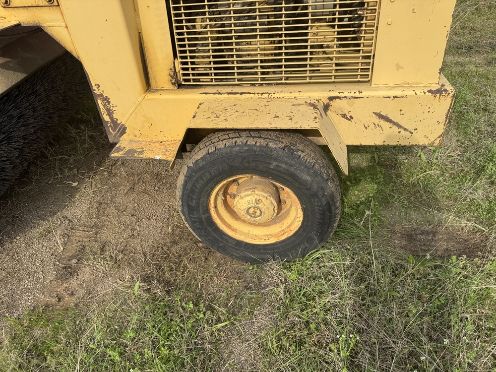 1987 WALDON Sweepmaster - view 16 of 17