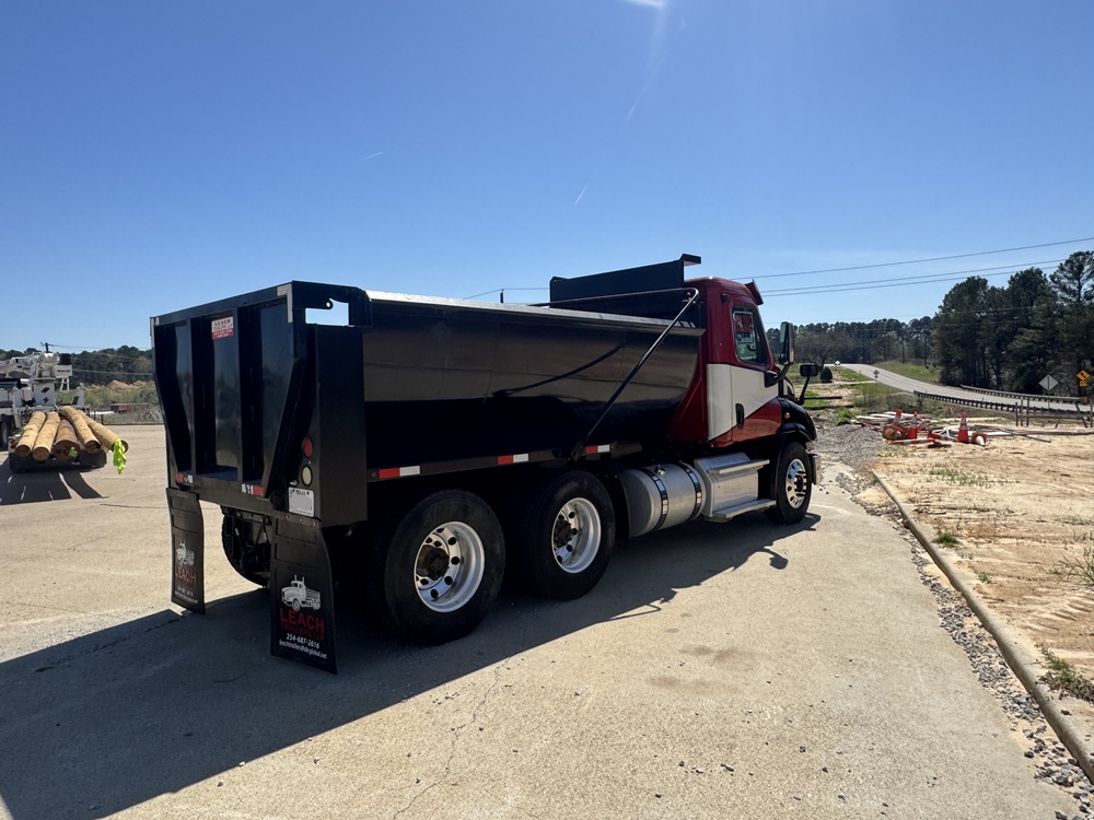 2018 FREIGHTLINER Cascadia - view 6 of 25