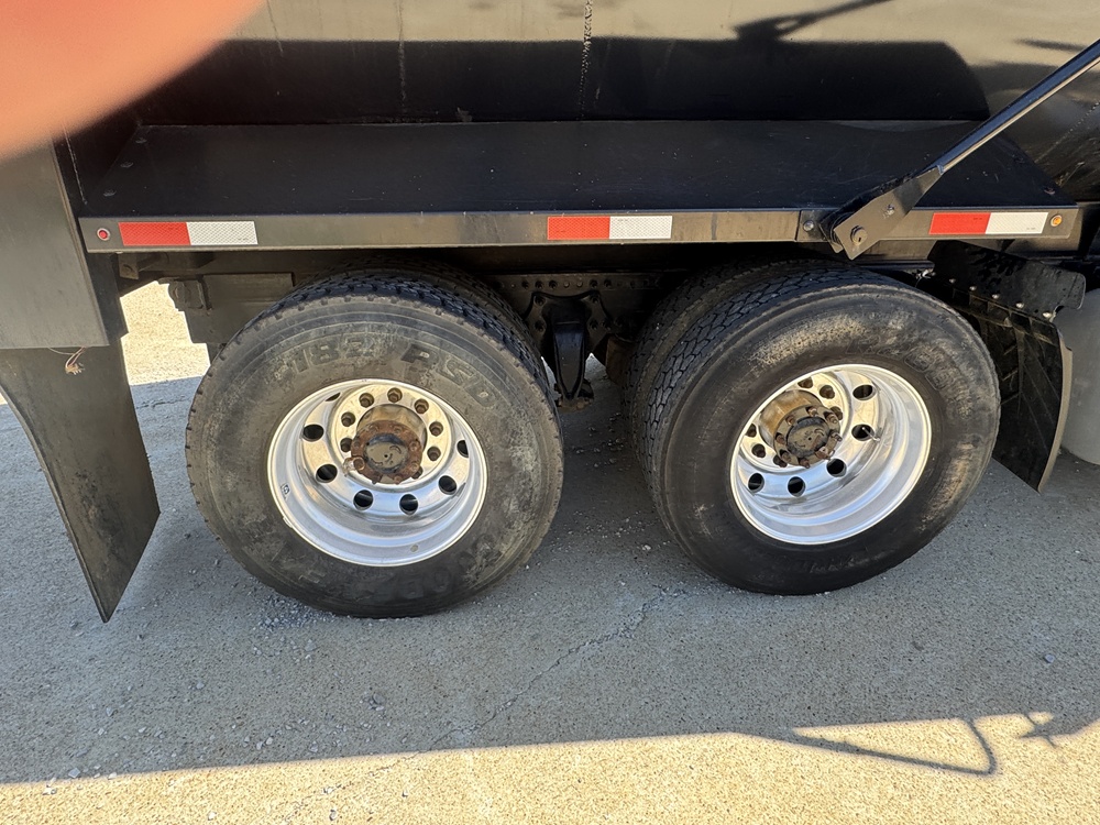 2018 FREIGHTLINER Cascadia - Image 13