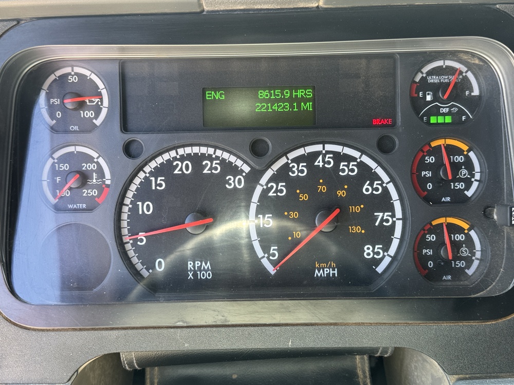 2018 FREIGHTLINER Cascadia - Image 20