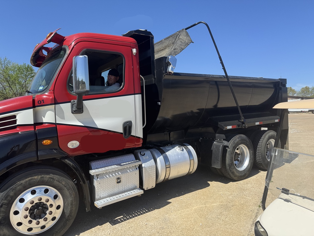 2018 FREIGHTLINER Cascadia - Image 3