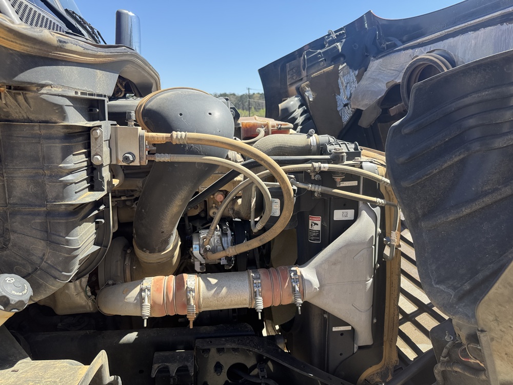 2018 FREIGHTLINER Cascadia - Image 24