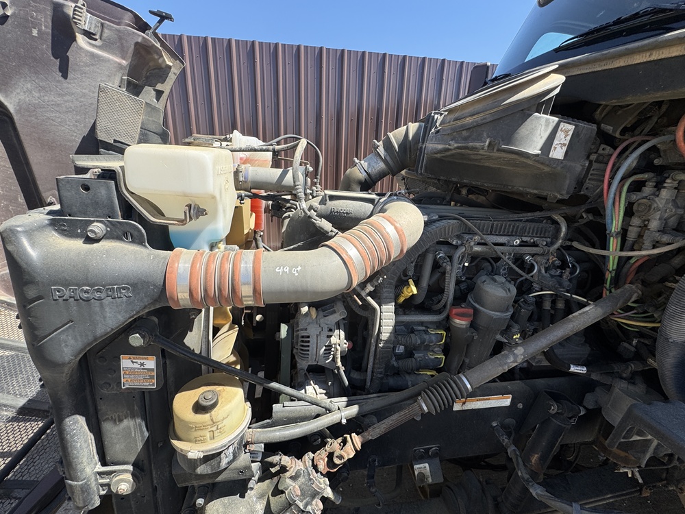 2014 PETERBILT 579 - Image 22