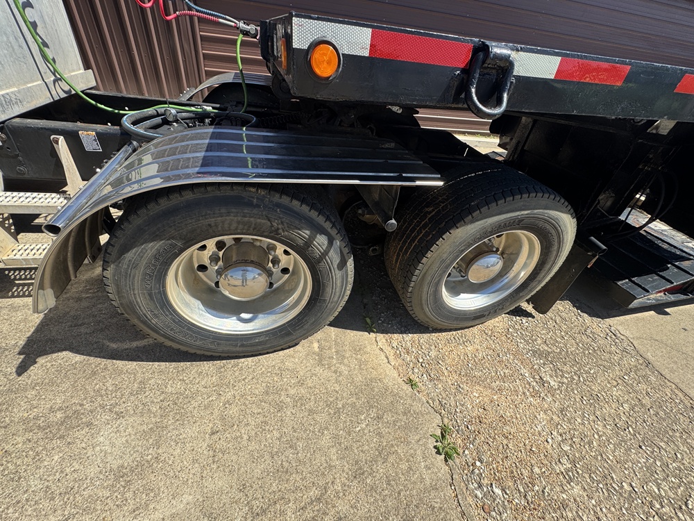 2014 PETERBILT 579 - view 10 of 50