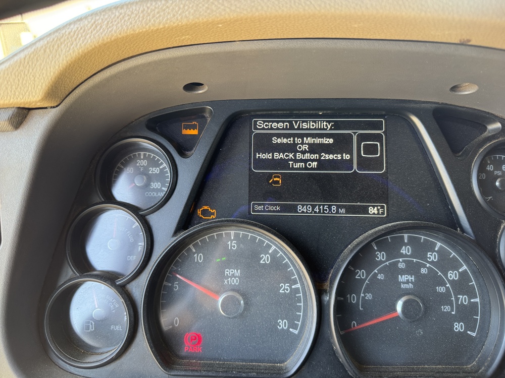 2014 PETERBILT 579 - Image 32