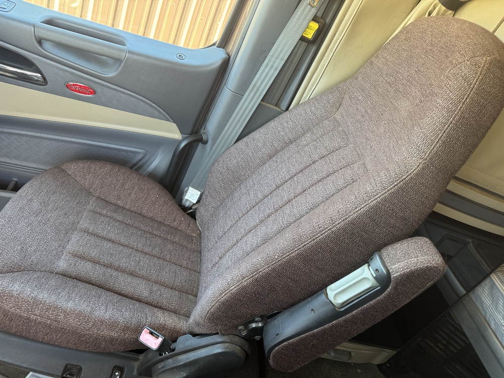 2014 PETERBILT 579 - Image 43