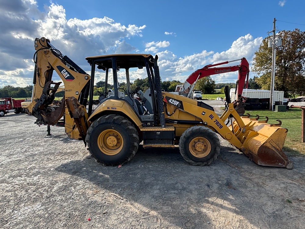 2017 CATERPILLAR 420F2 - Image 2