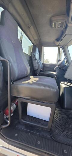 2014 INTERNATIONAL 8600 SBA 6x4 - Image 30
