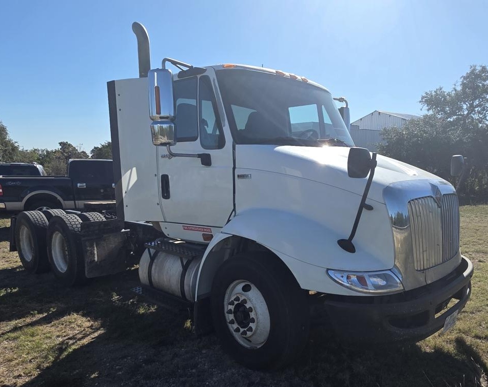 2014 INTERNATIONAL 8600 SBA 6x4 - view 1 of 65