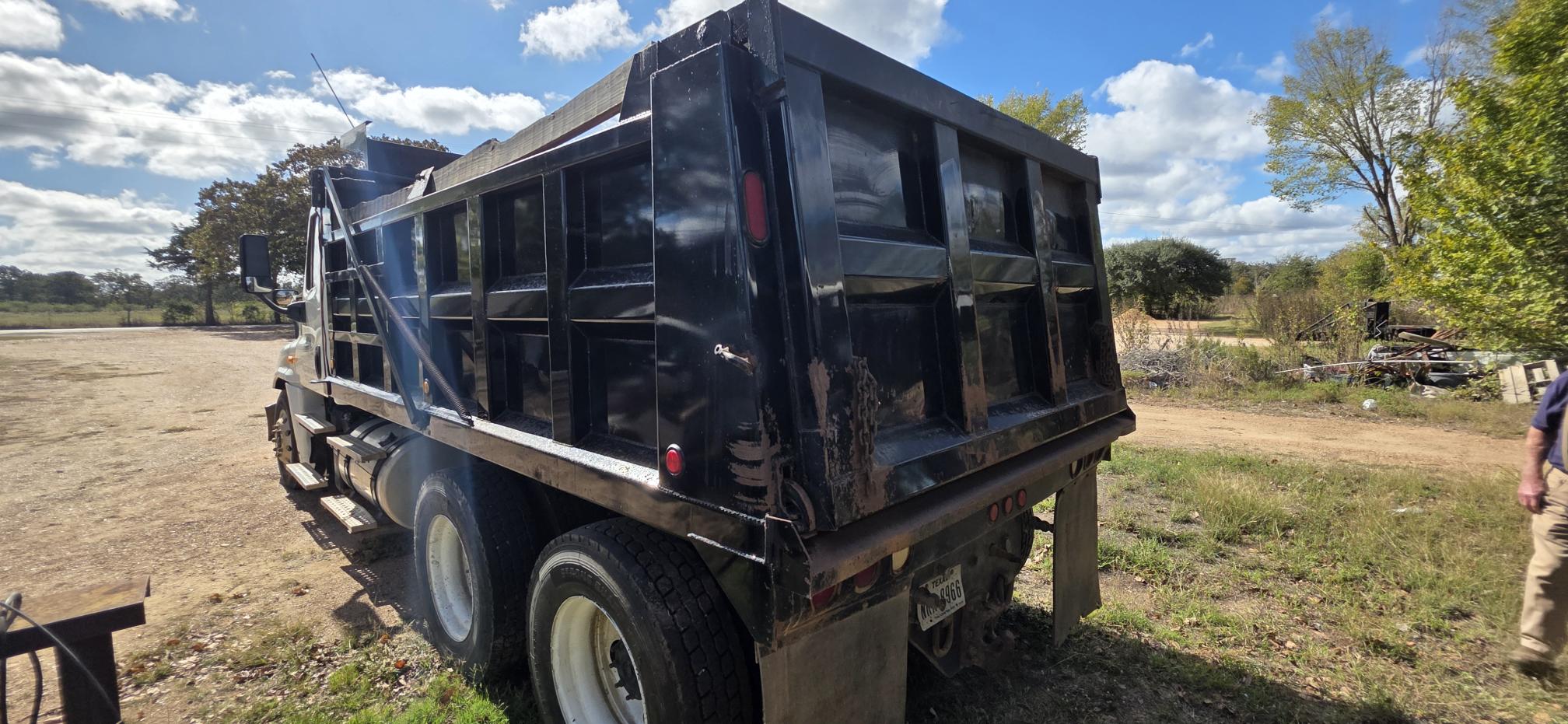 2012 FREIGHTLINER Cascadia - Image 7