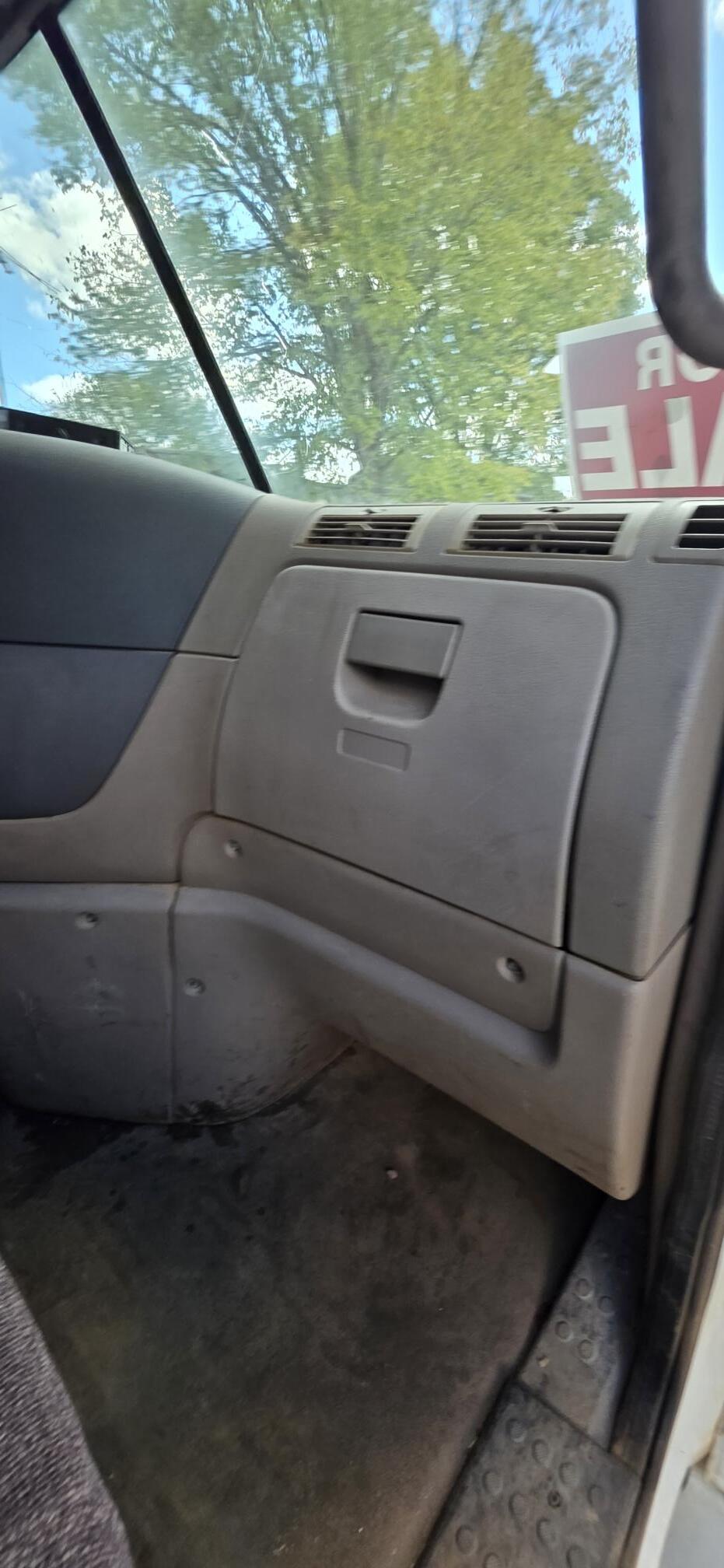 2012 FREIGHTLINER Cascadia - Image 27