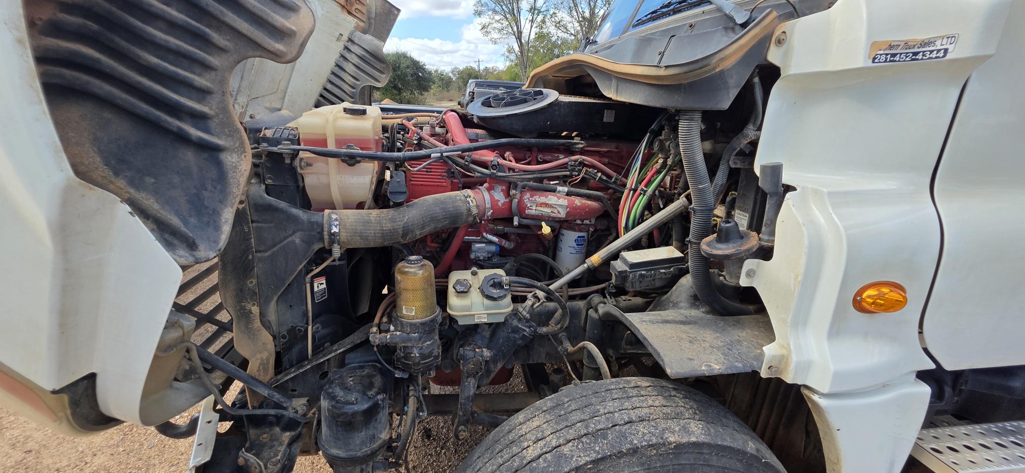 2012 FREIGHTLINER Cascadia - Image 38