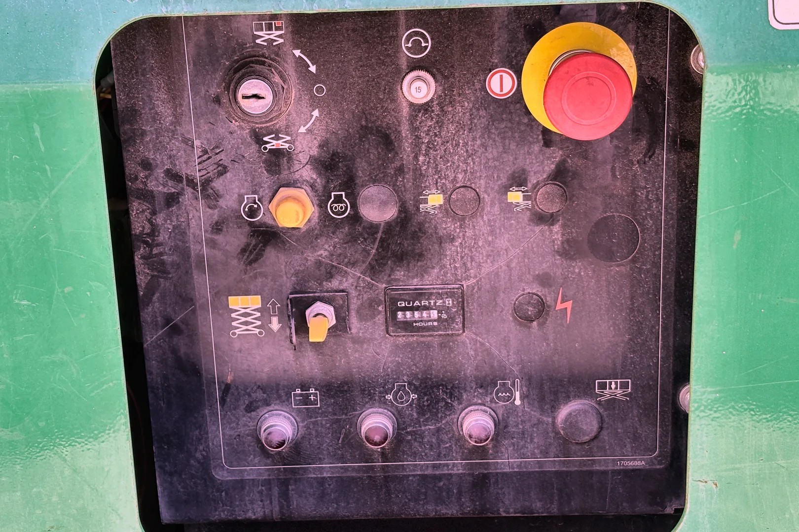 2016 JLG 4394RT - Image 8