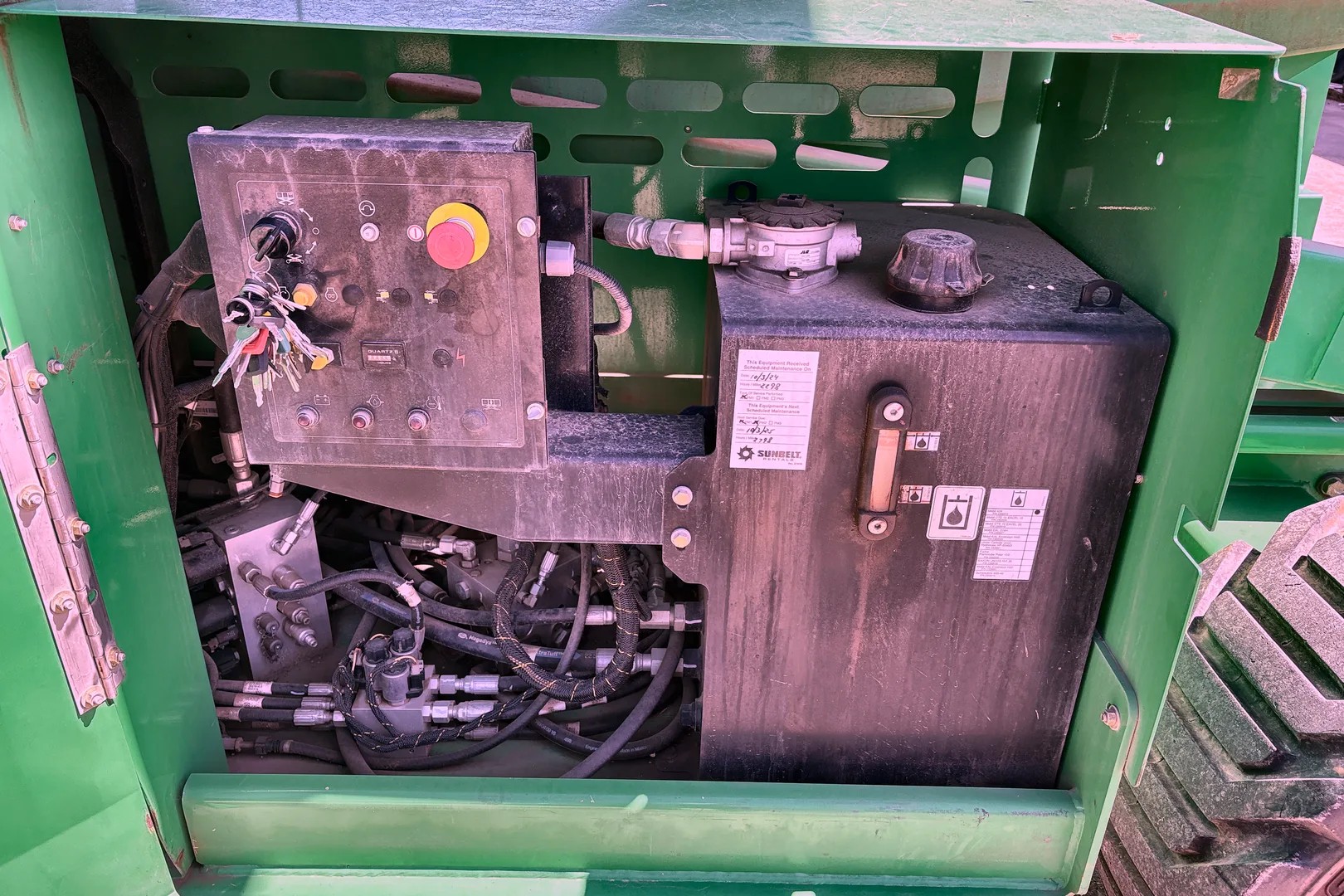 2016 JLG 4394RT - Image 10