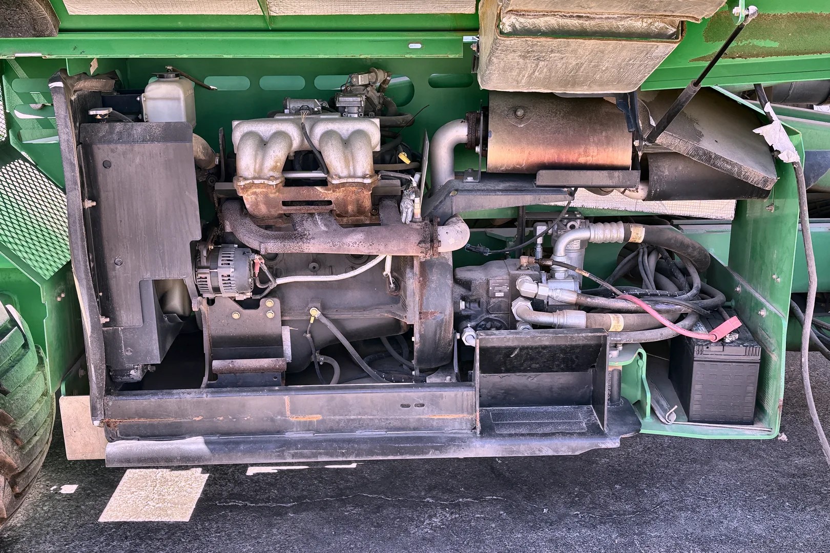 2016 JLG 4394RT - Image 12