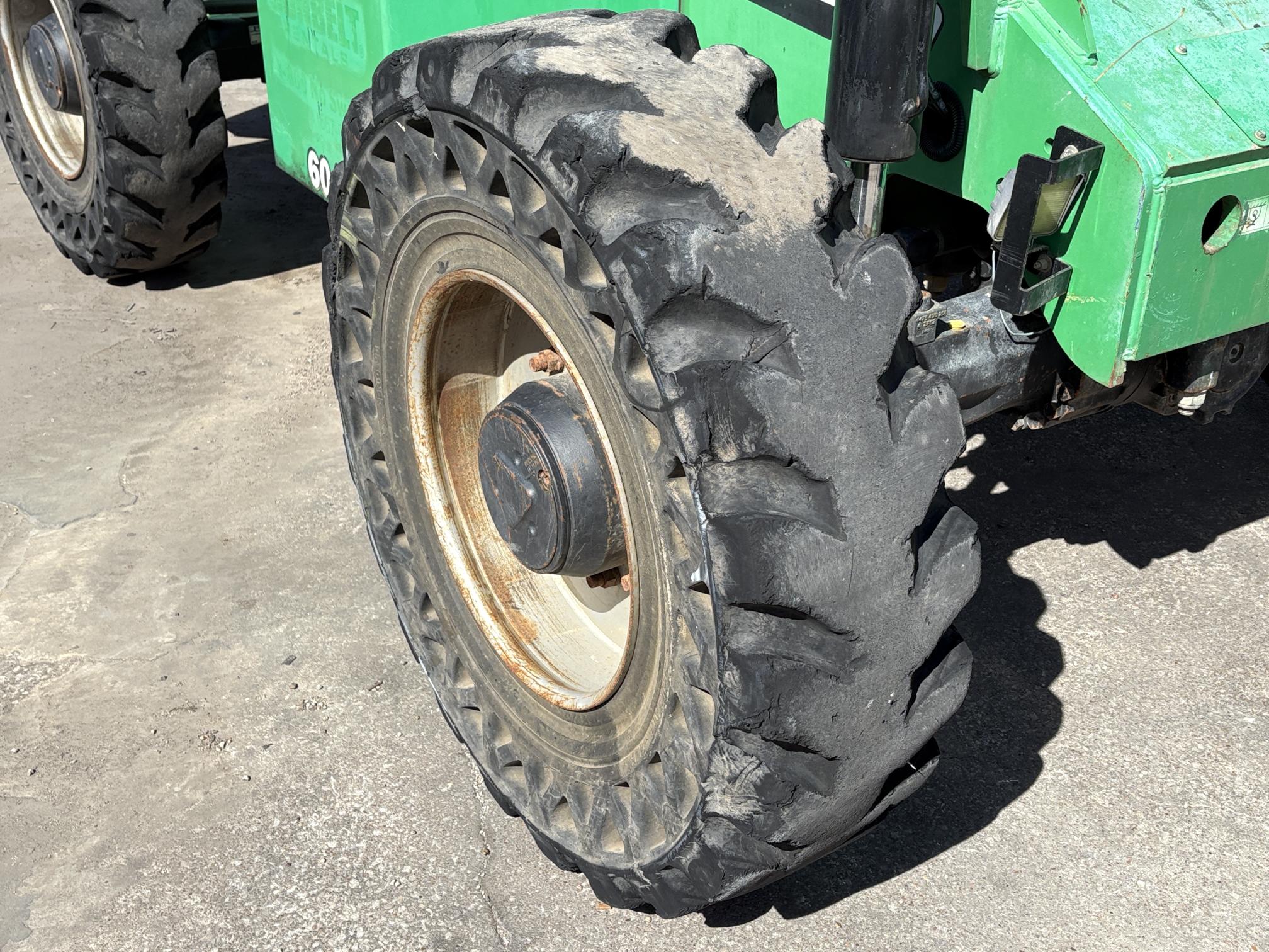 2014 JLG 6042 - Image 11