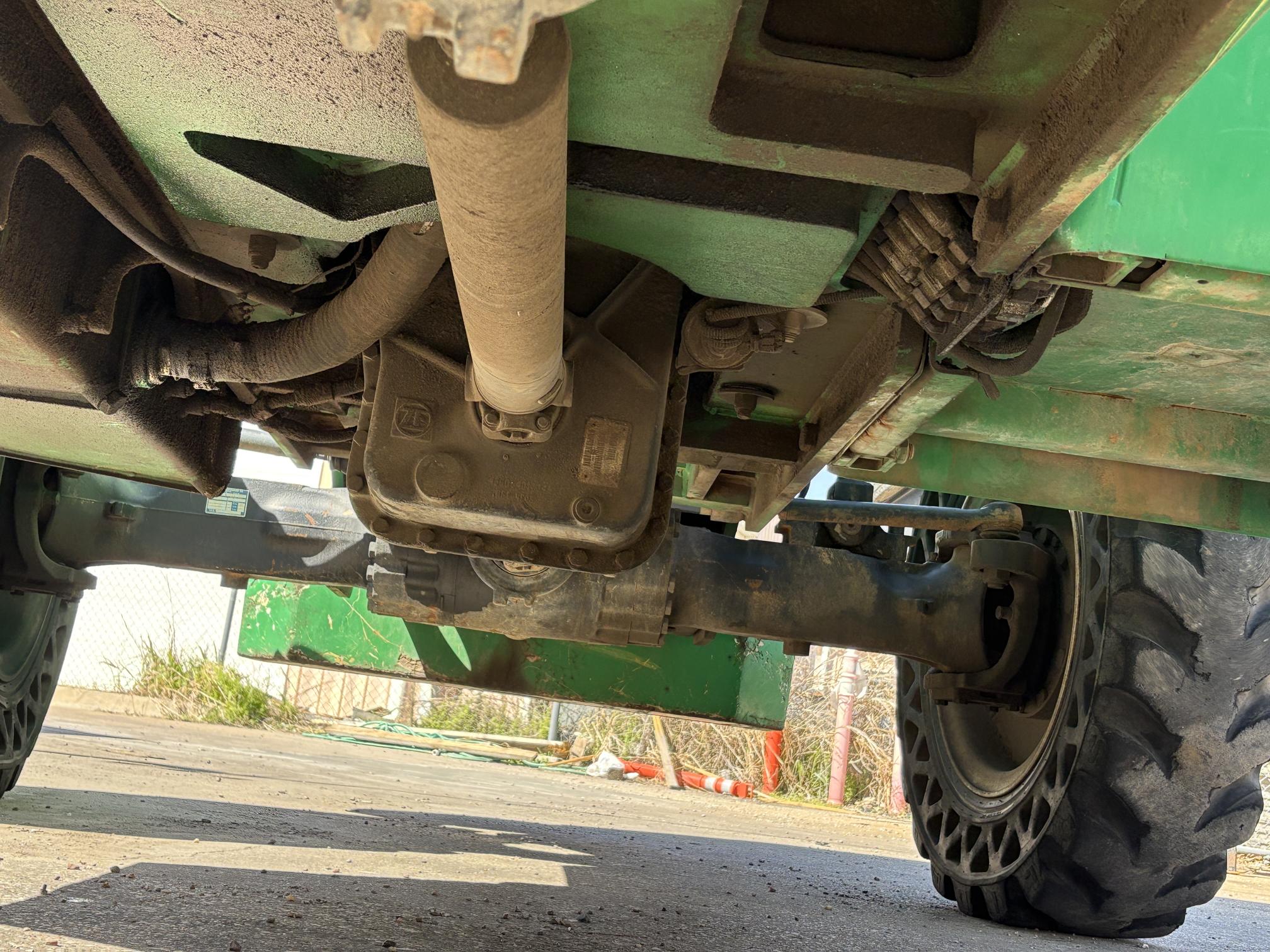 2014 JLG 6042 - Image 18